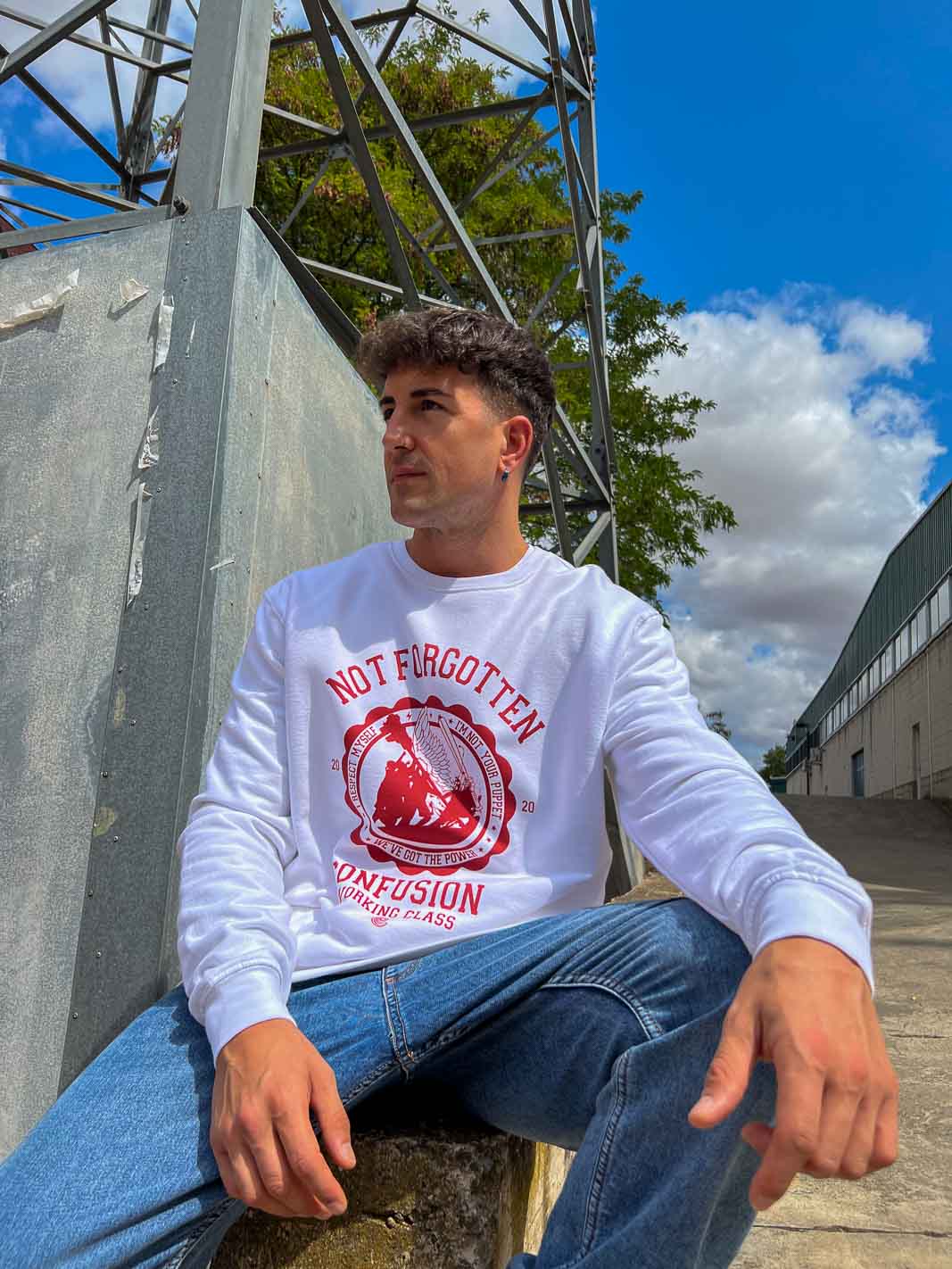 NOT FORGOTTEN WHITE CREWNECK RED