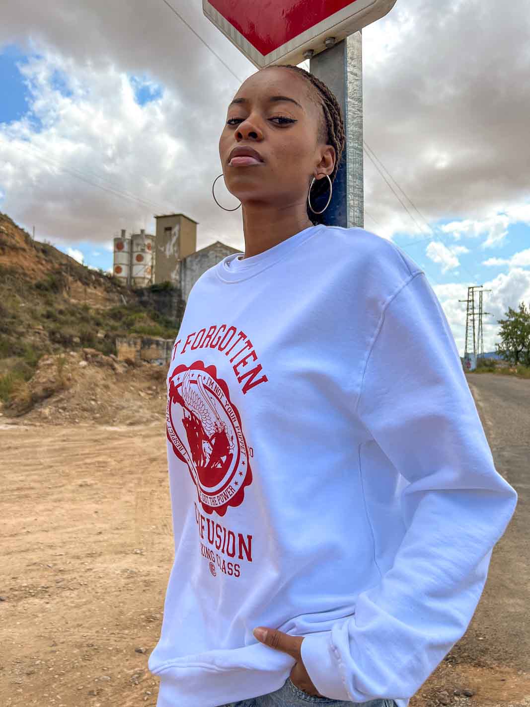 NOT FORGOTTEN WHITE CREWNECK RED