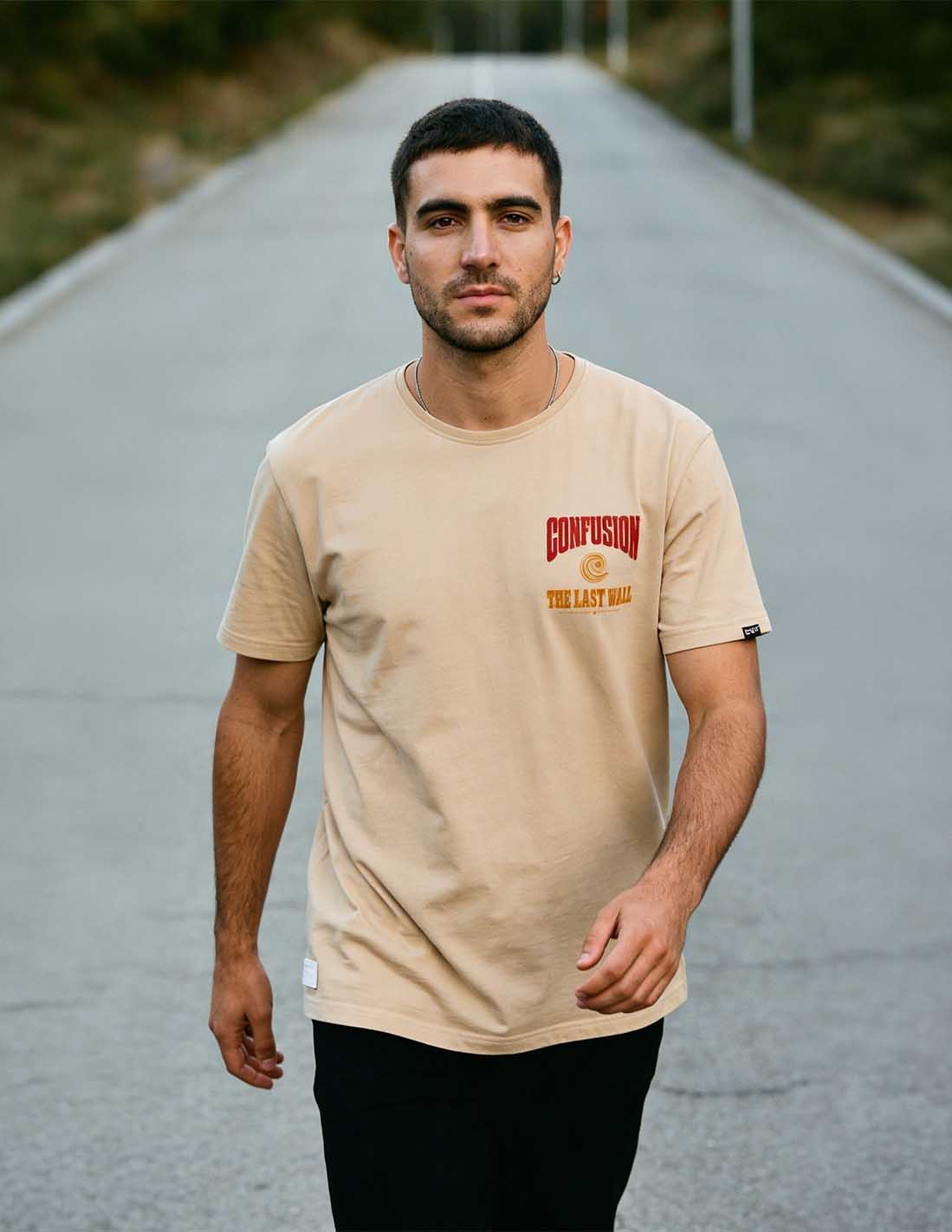 THE LAST WALL CREAM TEE