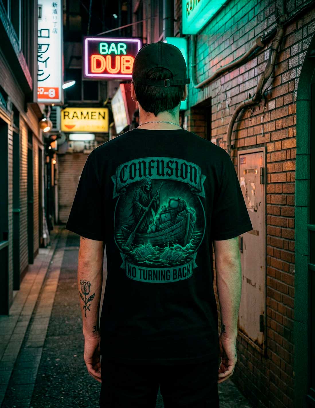 NO TURNING BLACK TEE