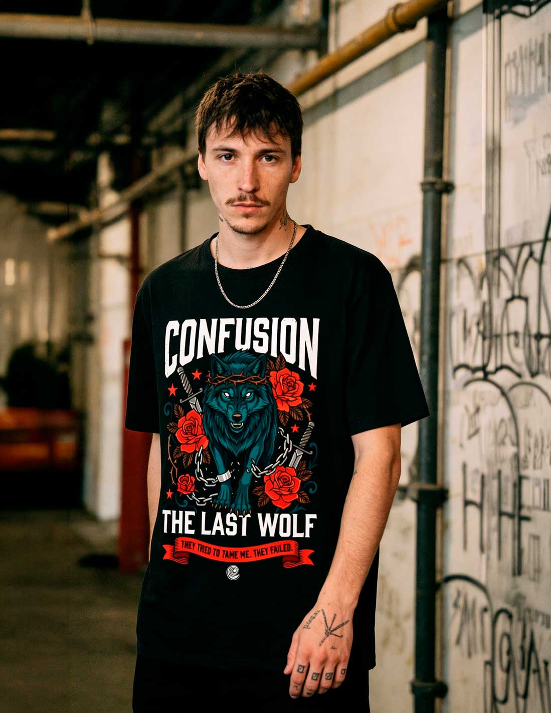 THE LAST WOLF BLACK TEE