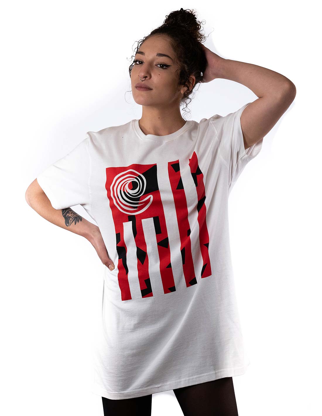 GEOMETRIC FLAG T-SHIRT