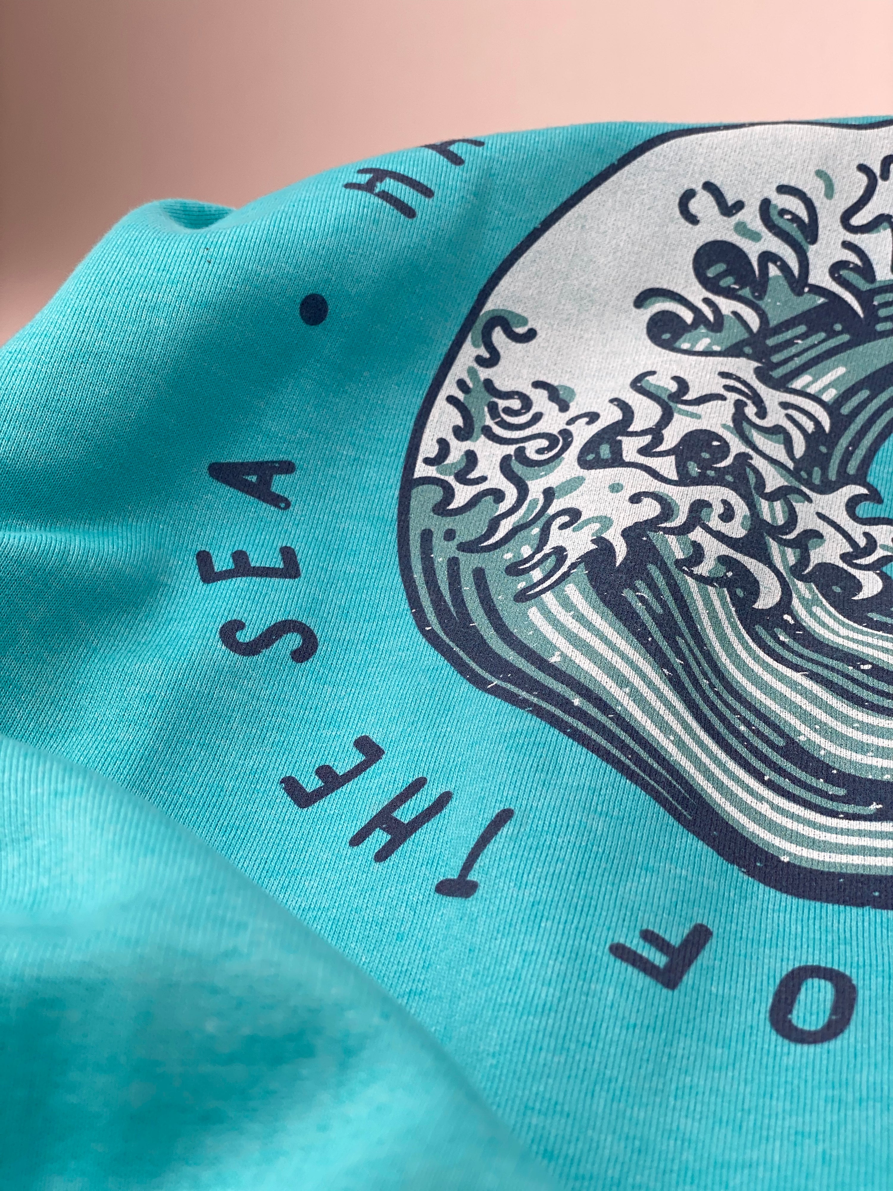 KANAGAWA CURACAO CREWNECK